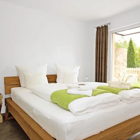 Rusticoy Daire Oy-Mittelberg